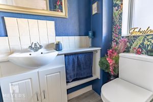 Downstairs WC- click for photo gallery